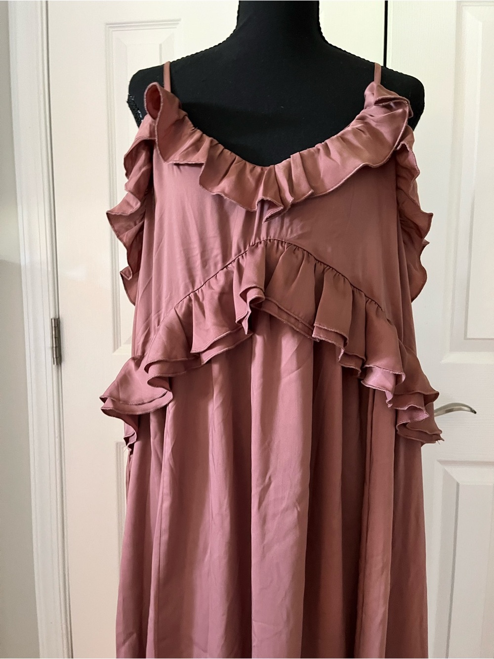 Old Navy Ruffle Trim Maxi Dress | NWT ⭐️ | Sz Large - Picture 2 of 10